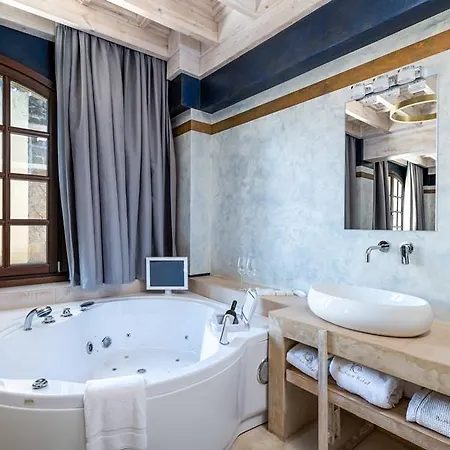 Hotel 10gr Boutique & Wine Bar (adults Only)