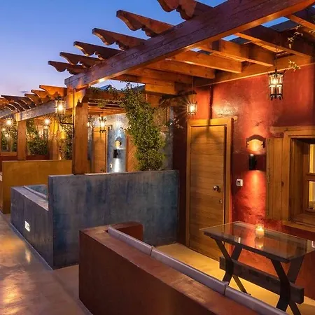 10gr Boutique & Wine Bar (adults Only) Hotel
