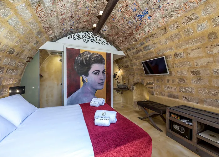 10gr Boutique & Wine Bar (adults Only) 5*