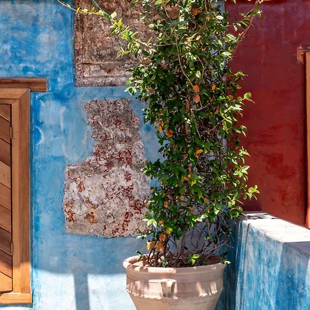 10gr Boutique & Wine Bar (adults Only) Hotel