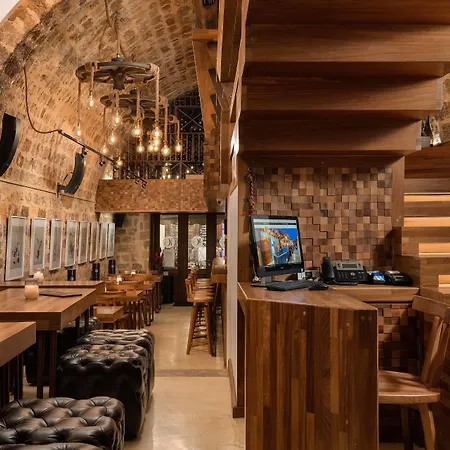 Отель 10gr Boutique & Wine Bar (adults Only)