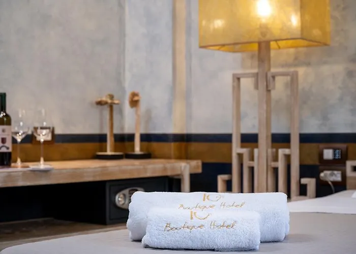 10gr Boutique & Wine Bar (adults Only) 5*