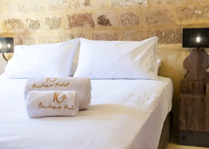 Отель 10gr Boutique & Wine Bar (adults Only) 5*