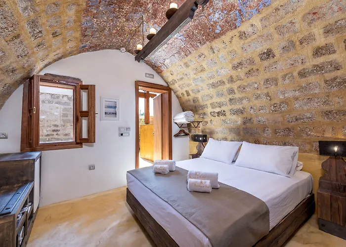 Отель 10gr Boutique & Wine Bar (adults Only)