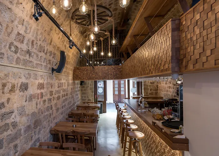 10gr Boutique & Wine Bar (adults Only)