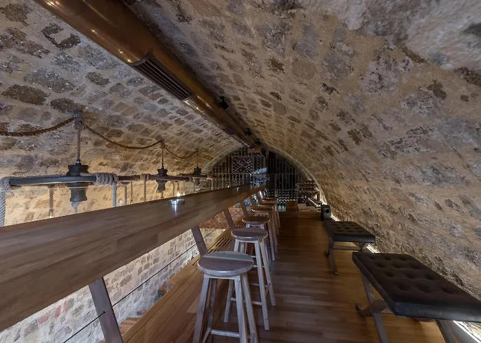 10gr Boutique & Wine Bar (adults Only) Отель 5*