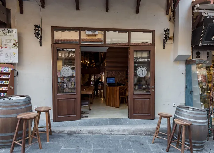 Отель 10gr Boutique & Wine Bar (adults Only) 5*