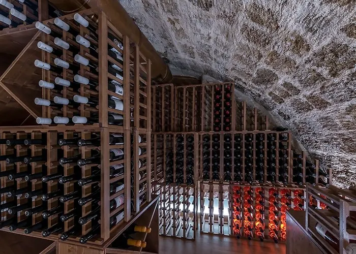 Отель 10gr Boutique & Wine Bar (adults Only) 5*