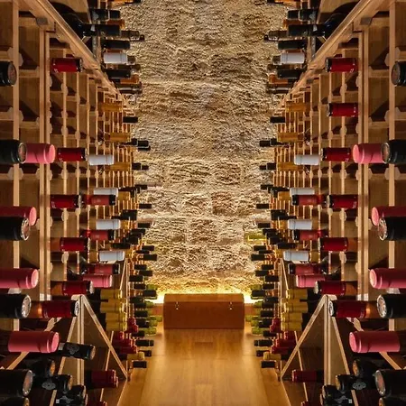 Ξενοδοχείο 10gr Boutique & Wine Bar (adults Only)